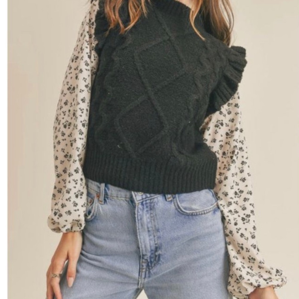 Womens size small dual textured sweater